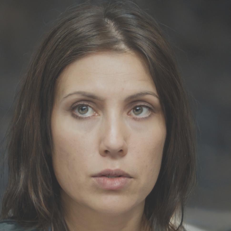 Professional headshot of portfolio manager Elena Thorne who focuses on risk management and diversification strategies